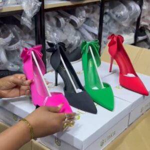 LADIES HEELS