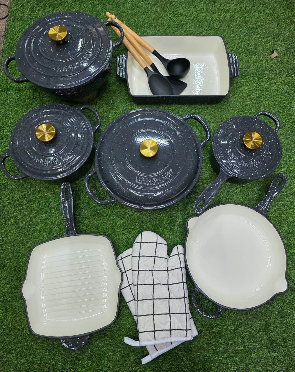 12pcs Enamel Cast iron cooking pots* - Image 3
